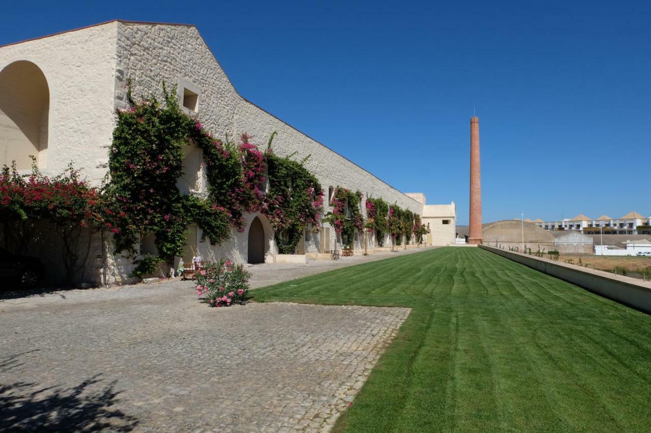 Flattered To Be In Algarve Apartment Tavira Ngoại thất bức ảnh